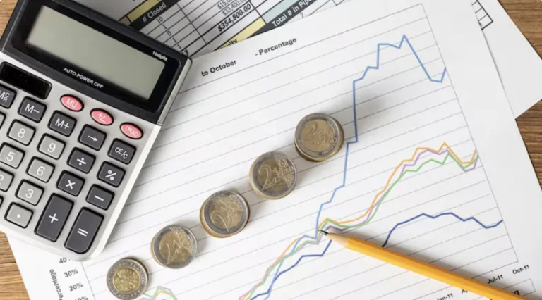 Бюджет-2027: мінімалка 9 546 грн, прожитковий мінімум 3 559 грн і 27,3 тис. грн для вчителів — що в проєкті